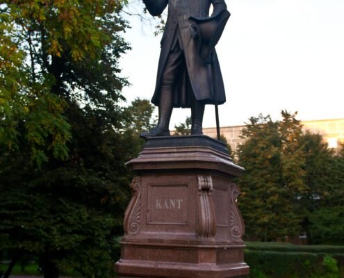 Statue of Immanuel Kant