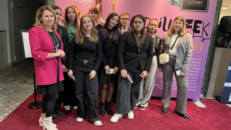 Niech wszyscy się dowiedzą!